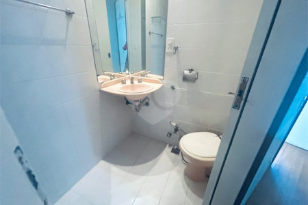 Apartamento à venda com 3 quartos, sendo 1 suíte, em Lagoa, Rio de Janeiro, RJ