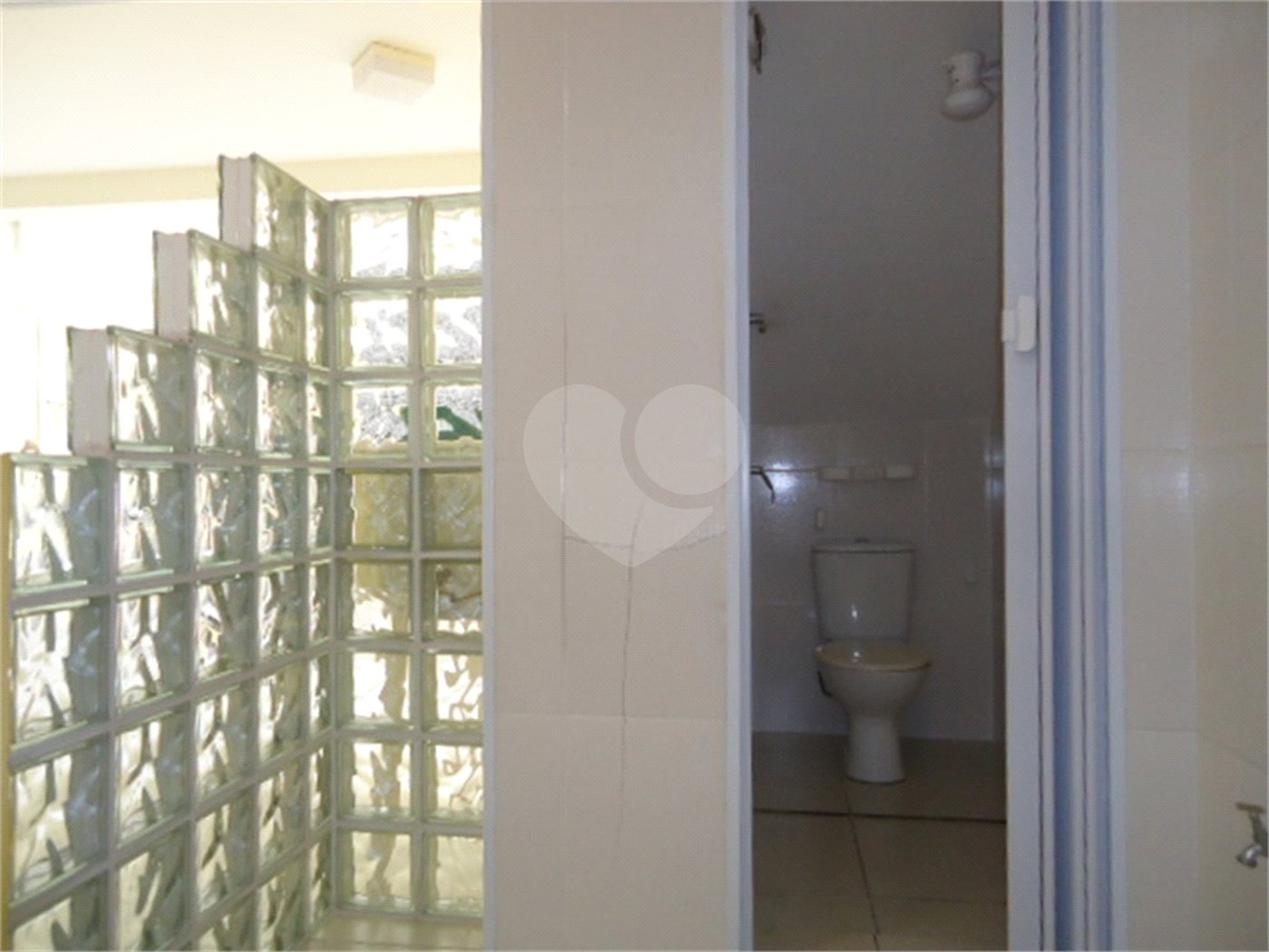 Sobrado à venda com 3 quartos em Jardim Peri, São Paulo, SP