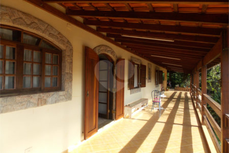 Casa Térrea à venda com 3 quartos, sendo 1 suíte, em Mirante do Cachoeira, Piracaia, SP
