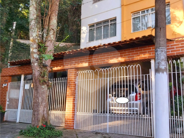 Sobrado à venda com 3 quartos, sendo 1 suíte,  em Vila Irmãos Arnoni, São Paulo, SP