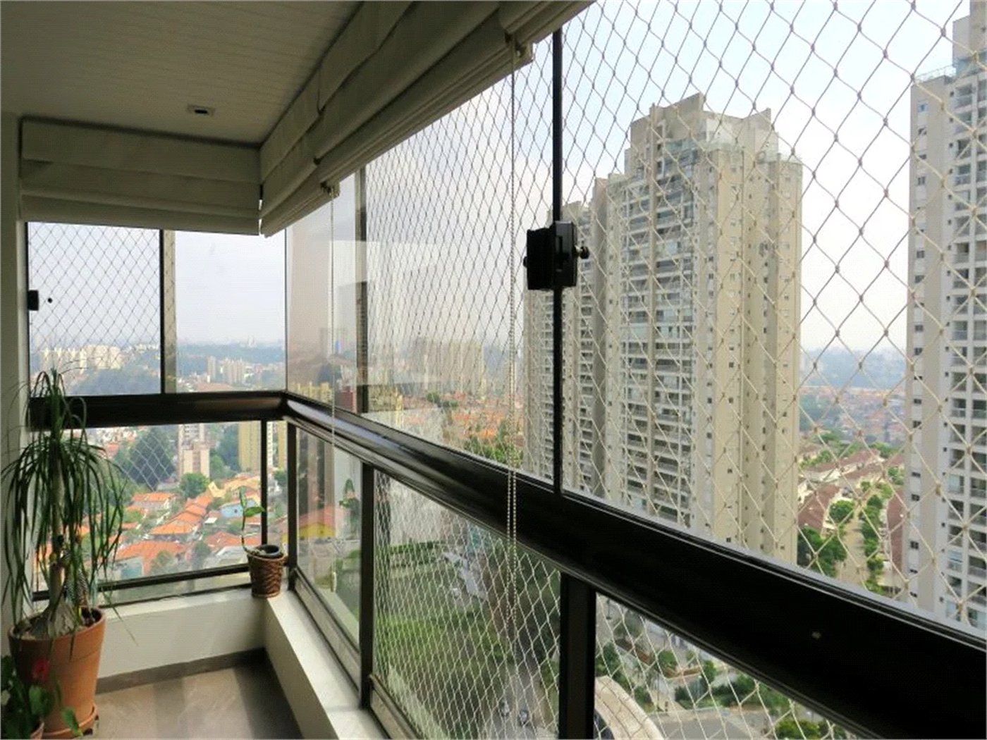 Apartamento à venda com 4 quartos, sendo 3 suítes, em Jardim Monte Kemel, São Paulo, SP