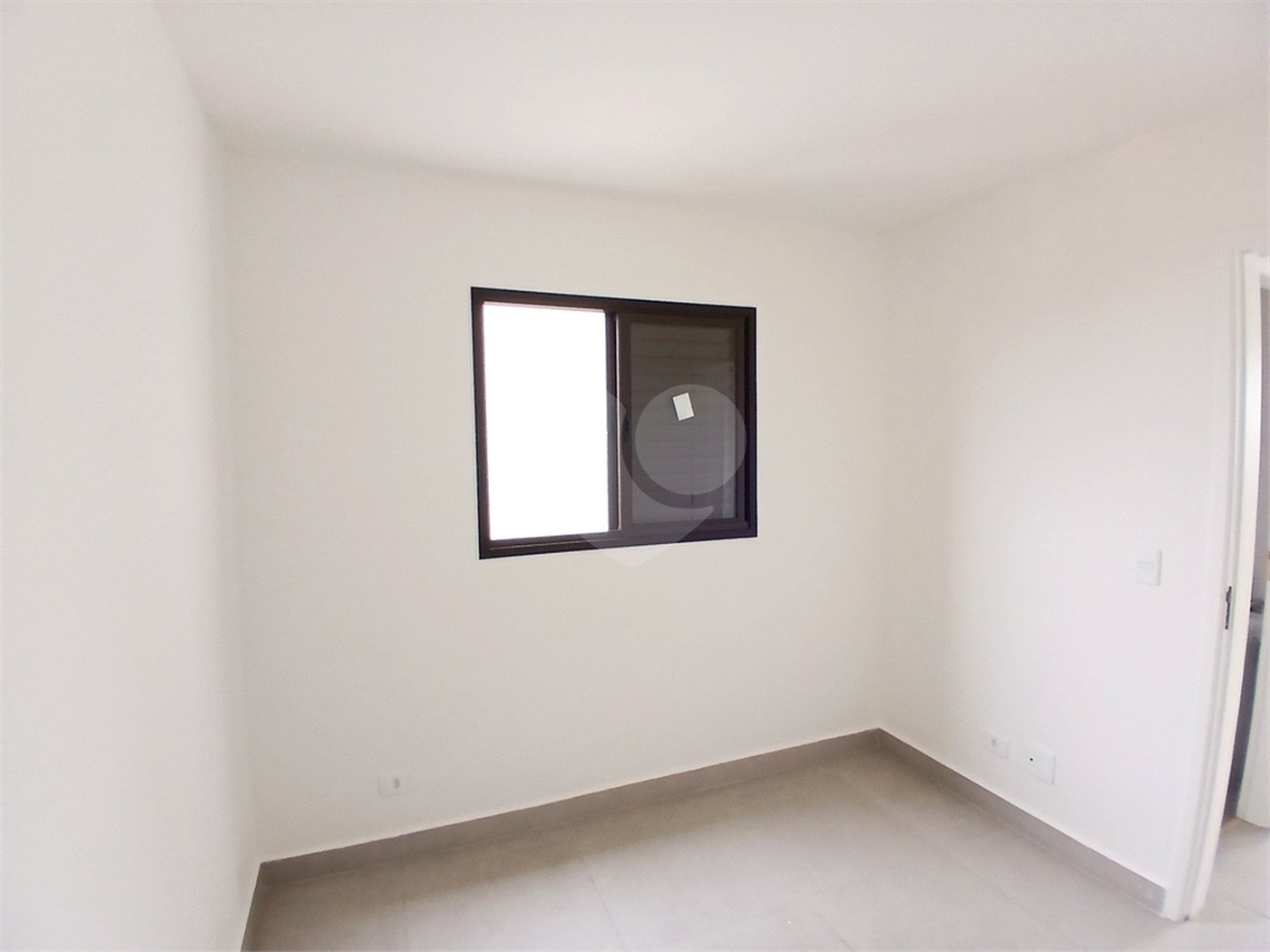 Apartamento à venda com 2 quartos em Vila dos Remédios, São Paulo, SP