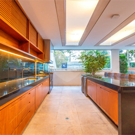 Apartamento Campo Belo à Venda 274 m² 4 Suítes 4 Vagas com Clima de Casa e Vista Verde