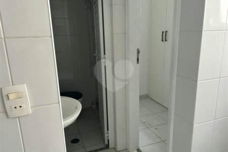 Apartamento para alugar com 3 quartos, sendo 1 suíte, em Pinheiros, São Paulo, SP