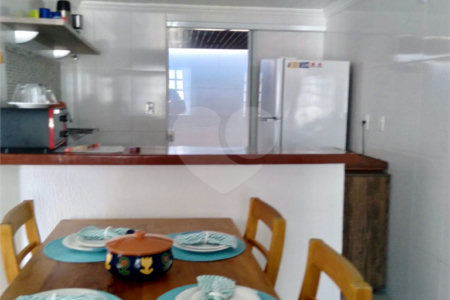 Casa em condomínio à venda com 2 quartos, sendo 1 suíte,  em Alto de Búzios, Armação dos Búzios, RJ
