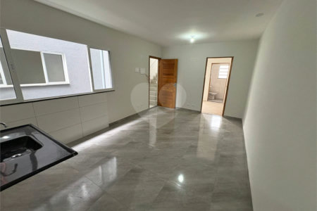 Casa à venda com 3 quartos, sendo 1 suíte, no condomínio Felipe Camarao, Poá - SP