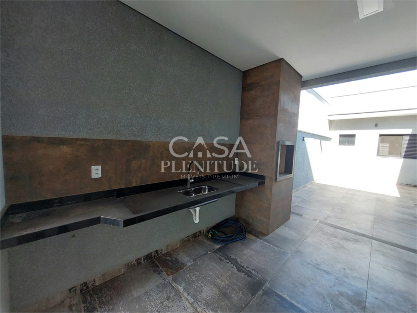 Casa em condomínio à venda com 3 quartos, sendo 1 suíte, em Wanel Ville, Sorocaba, SP