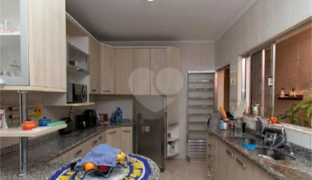 Casa à venda com 3 quartos, sendo 1 suíte, em Vila Gustavo, São Paulo, SP