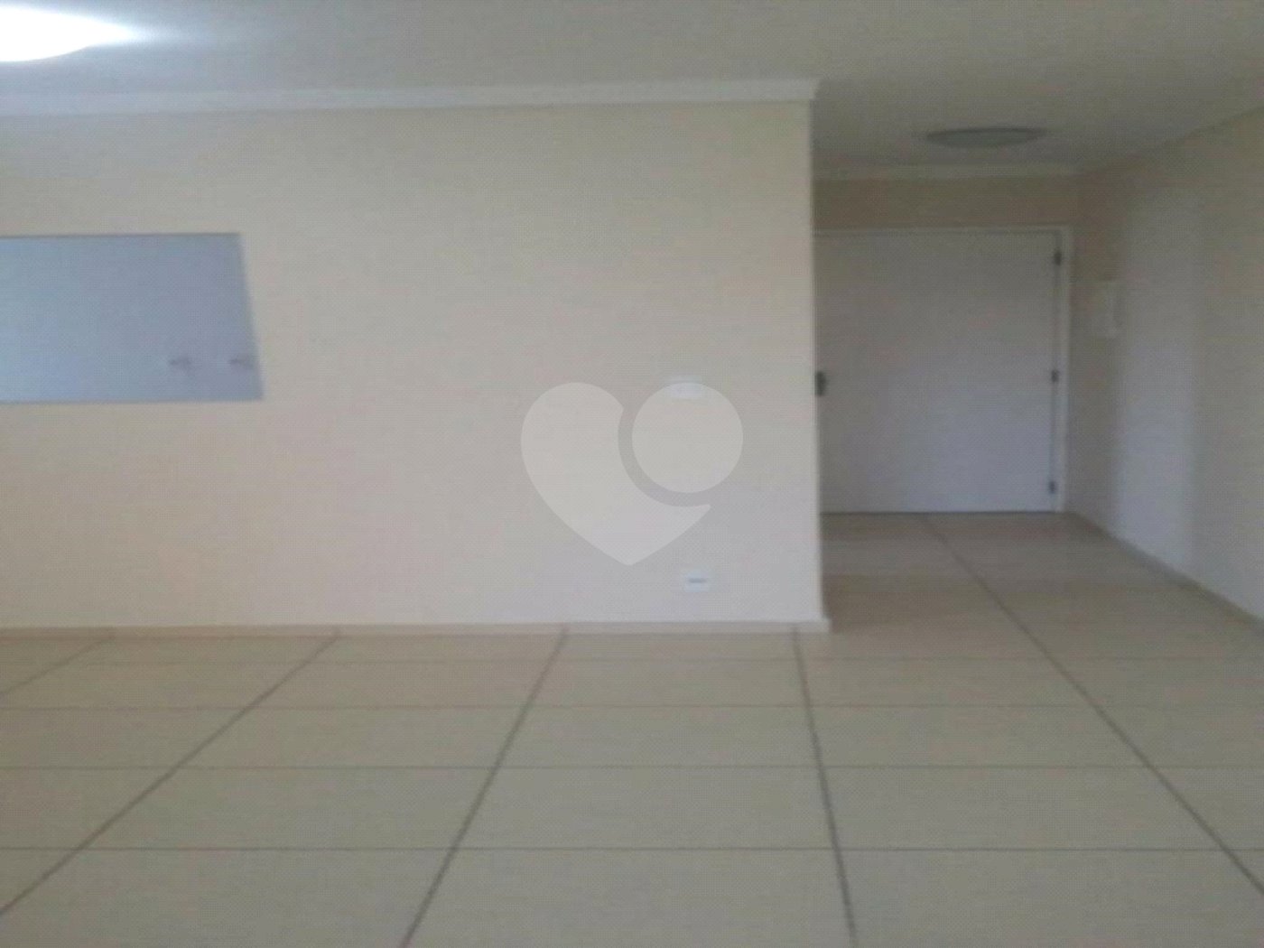 Apartamento à venda com 3 quartos, sendo 1 suíte,  em Jardim Luísa, São Paulo, SP