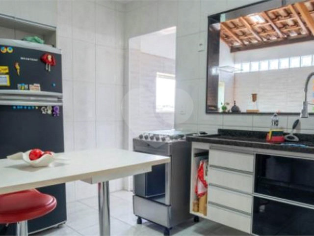 Casa à venda com 2 quartos, sendo 1 suíte,  no condomínio Tulipa 3, São Paulo - SP