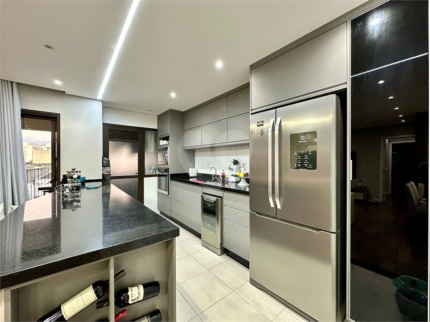 Apartamento à venda com 3 suítes em Vila Monumento, São Paulo, SP