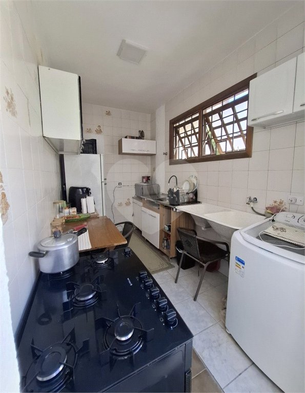 Casa à venda com 6 quartos, sendo 1 suíte,  em Vila Vitória, Mogi das Cruzes, SP
