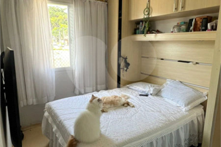 Casa de Vila à venda com 3 quartos em Vila Curuçá, São Paulo, SP