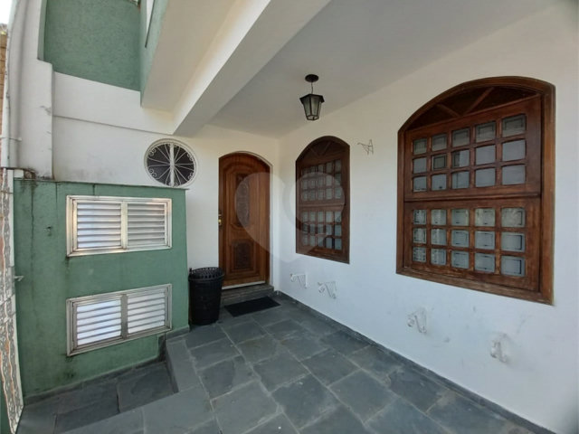 Sobrado à venda com 3 quartos, sendo 1 suíte,  em Horto, São Paulo, SP