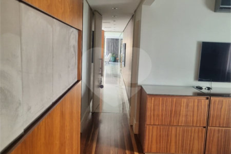 Apartamento à venda com 2 suítes em Cerqueira César, São Paulo, SP