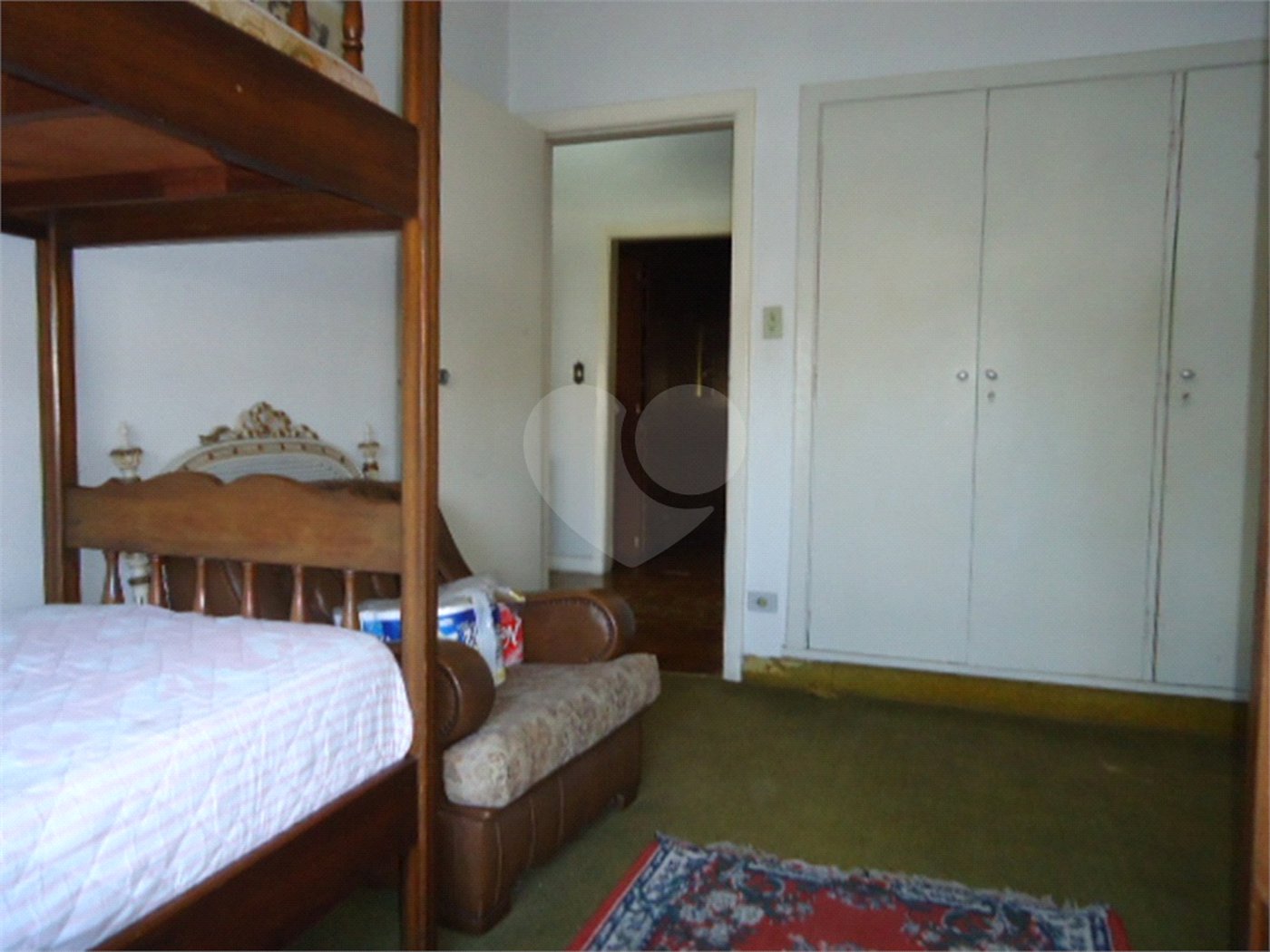 Sobrado à venda com 4 quartos em Santa Teresinha, São Paulo, SP