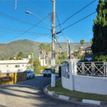 Casa à venda com 4 suítes no condomínio Osato, Atibaia - SP