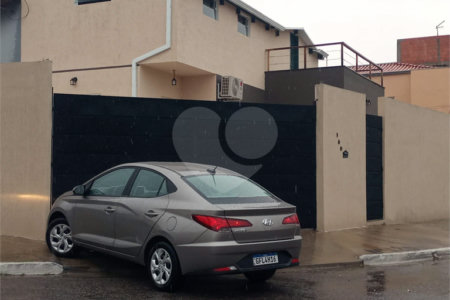 Casa à venda com 2 quartos, sendo 1 suíte,  em Capela, Vinhedo, SP