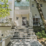 Casa à venda com 5 suítes no condomínio Chácara Flora, São Paulo - SP