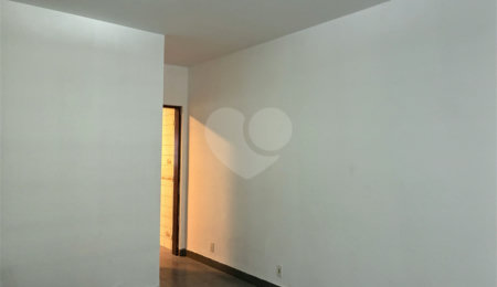 Casa à venda com 3 quartos, sendo 1 suíte, em Vila Figueira, Suzano, SP