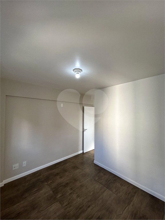 Apartamento à venda com 3 quartos, sendo 1 suíte, em Jardim Umarizal, São Paulo, SP