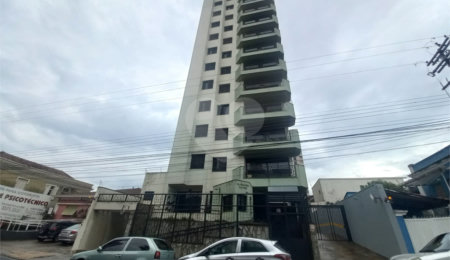 Apartamento à venda com 4 quartos, sendo 1 suíte,  no Centro, São Carlos, SP