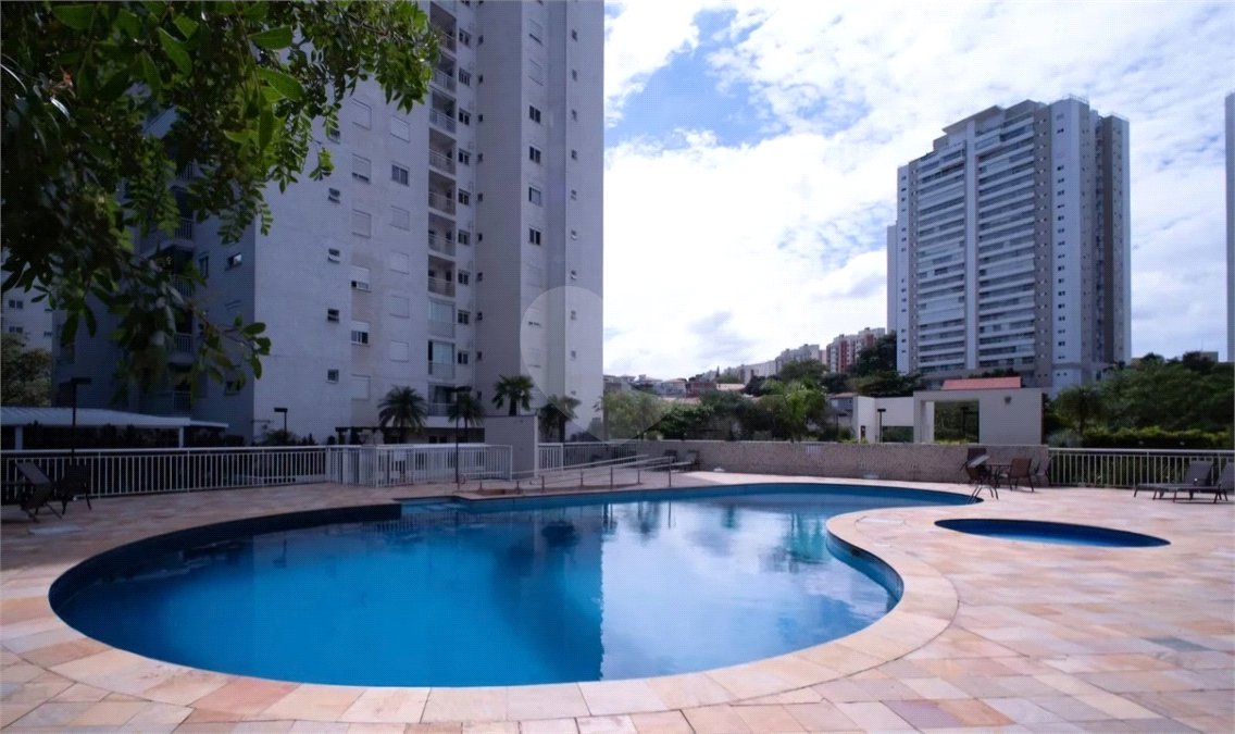 Apartamento à venda com 3 quartos, sendo 1 suíte, em Jardim das Vertentes, São Paulo, SP