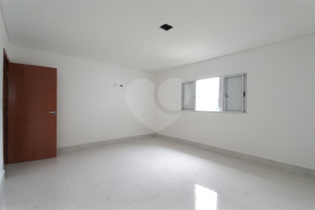 Sobrado à venda com 3 suítes em Vila Nova Mazzei, São Paulo, SP