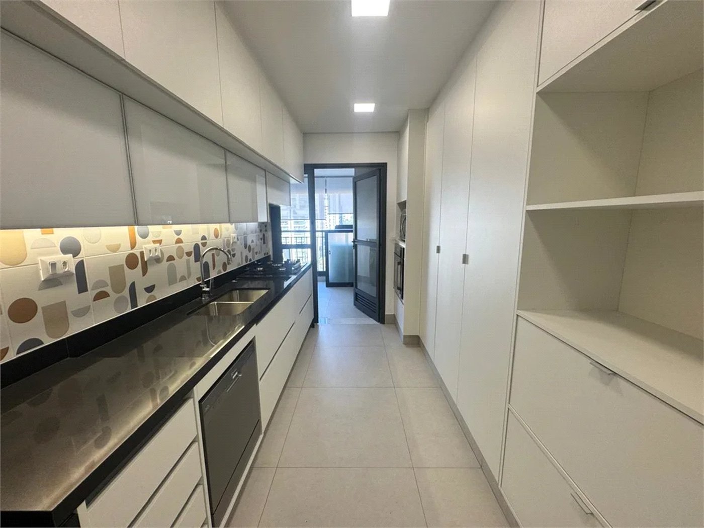 Apartamento à venda com 3 suítes em Brooklin Paulista, São Paulo, SP