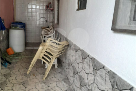 Casa à venda com 2 quartos em Indaiá, Bertioga, SP