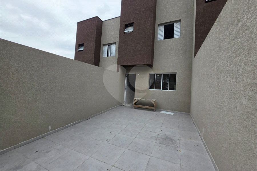 Sobrado à venda com 2 quartos, sendo 1 suíte, em Vila Clarice, São Paulo, SP