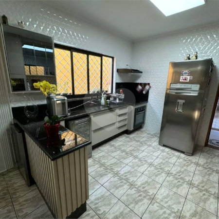 Sobrado à venda com 3 quartos, sendo 1 suíte, em Vila Califórnia, São Paulo, SP