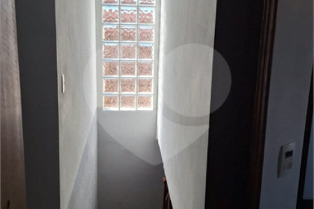 Sobrado para alugar com 4 quartos, sendo 3 suítes, em Vila Nivi, São Paulo, SP