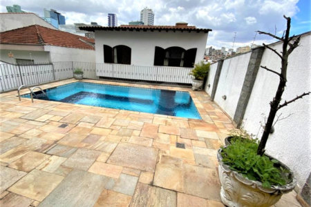 Sobrado à venda com 3 suítes em Jardim Franca, São Paulo, SP