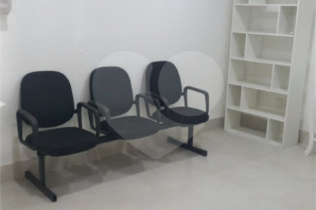 Salão Comercial à venda ou para alugar em Vila Vitória, Mogi das Cruzes, SP