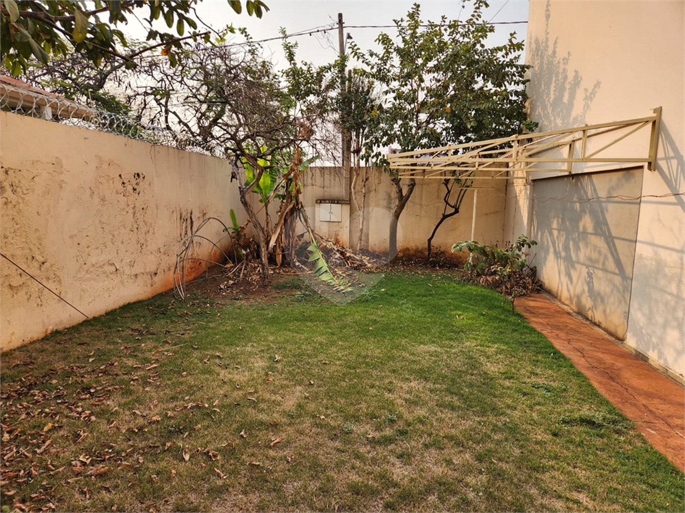 Casa à venda com 3 quartos, sendo 1 suíte, em Jardim Morumbi, Araraquara, SP