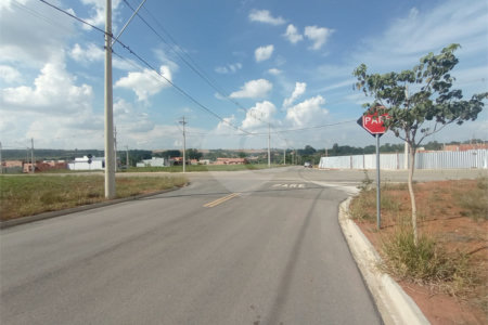 Terreno à venda em Jardim Cruzeiro do Sul, Itapetininga, SP