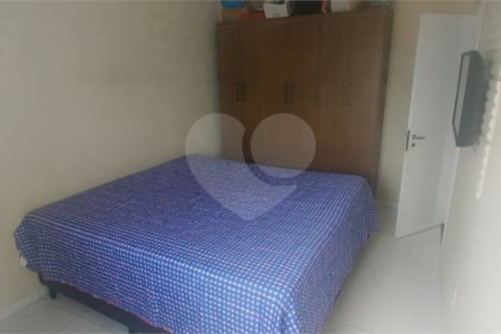 Apartamento à venda com 2 quartos em Maracanã, Praia Grande, SP