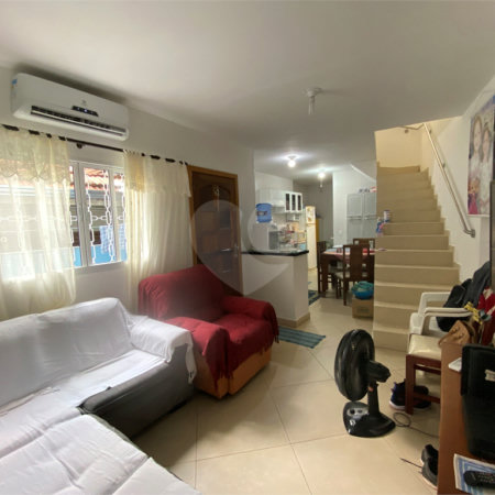 Sobrado à venda com 3 quartos em Parada Inglesa, São Paulo, SP