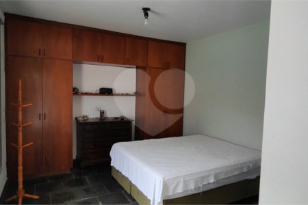 Casa à venda com 4 quartos, sendo 2 suítes, no Centro, Itu, SP