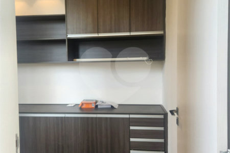 Casa à venda ou para alugar com 4 suítes no condomínio Residencial Jaguary, São José dos Campos - SP