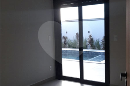 Casa à venda com 3 suítes no condomínio Jardim Laguna, Indaiatuba - SP