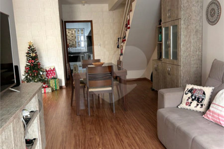 Casa à venda com 3 quartos, sendo 1 suíte,  no condomínio Jardim Europa, Mogi das Cruzes - SP