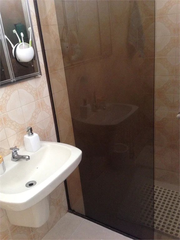 Sobrado à venda com 4 quartos, sendo 1 suíte, em Jardim Celeste, São Paulo, SP