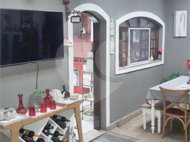 Casa à venda com 3 quartos, sendo 1 suíte,  em Horto Florestal, São Paulo, SP