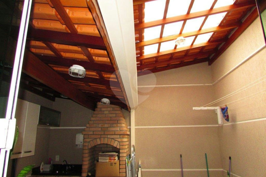 Sobrado à venda com 3 quartos, sendo 1 suíte,  em Vila Constança, São Paulo, SP