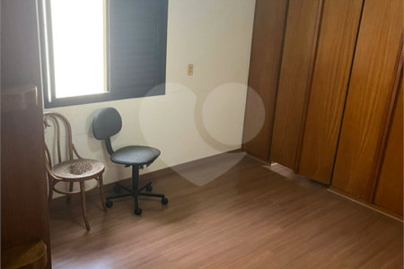 Apartamento à venda com 4 suítes em Vila Uberabinha, São Paulo, SP