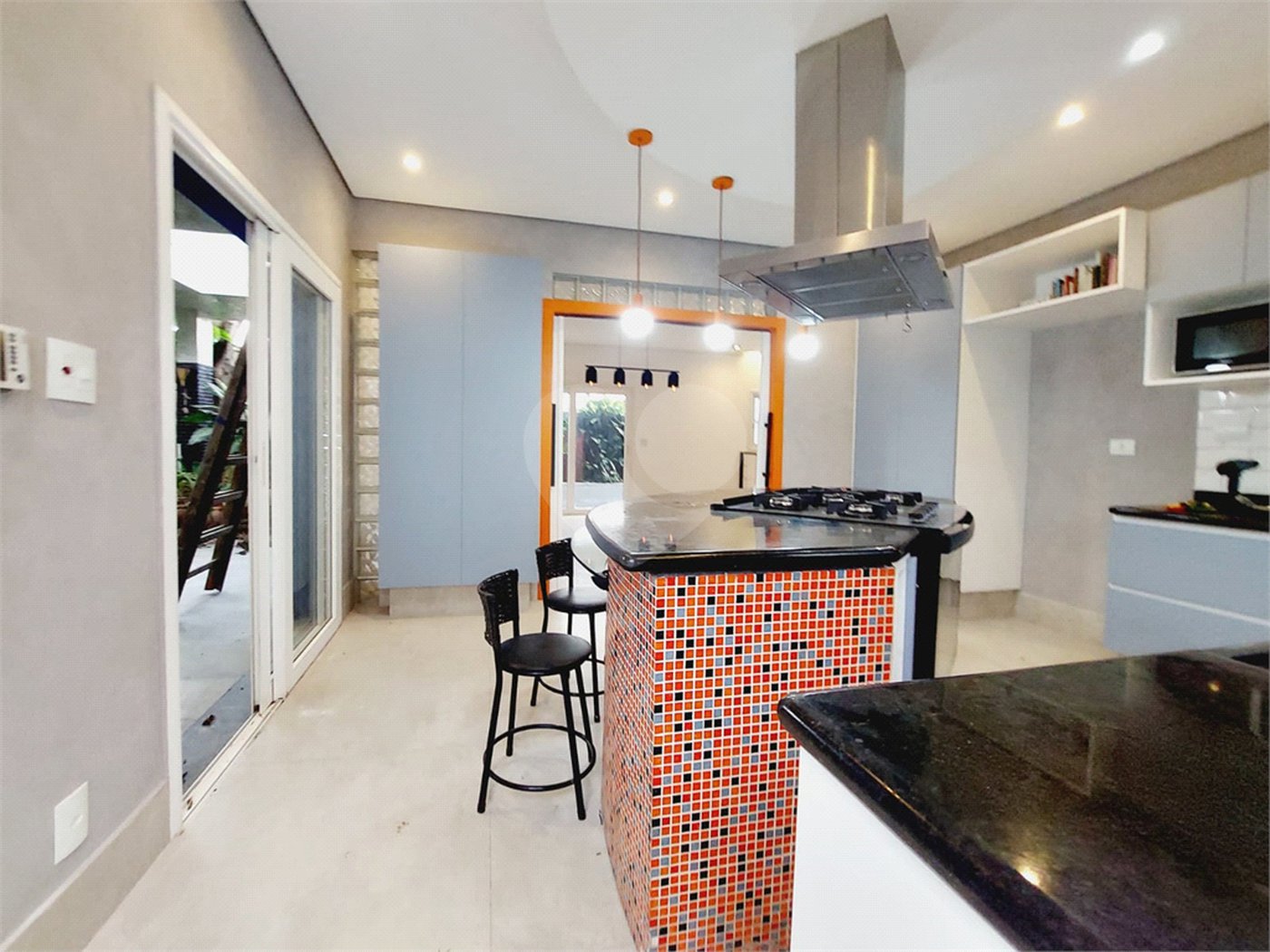 Casa à venda com 3 suítes em Lapa, São Paulo, SP