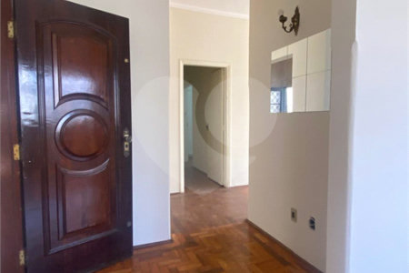Casa à venda com 3 quartos, sendo 1 suíte, no Centro, Araraquara, SP