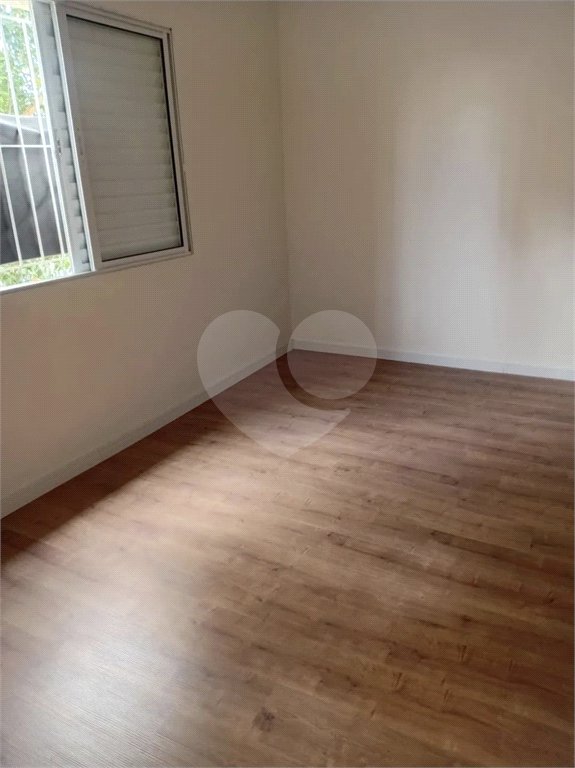 Sobrado à venda com 3 quartos, sendo 2 suítes,  em Vila Homero Thon, Santo André, SP
